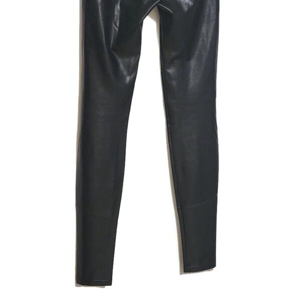 Aritzia Wilfred Free Vegan Faux Leather Black Skinny Legging Pant Chic Size XXS - Picture 10 of 13